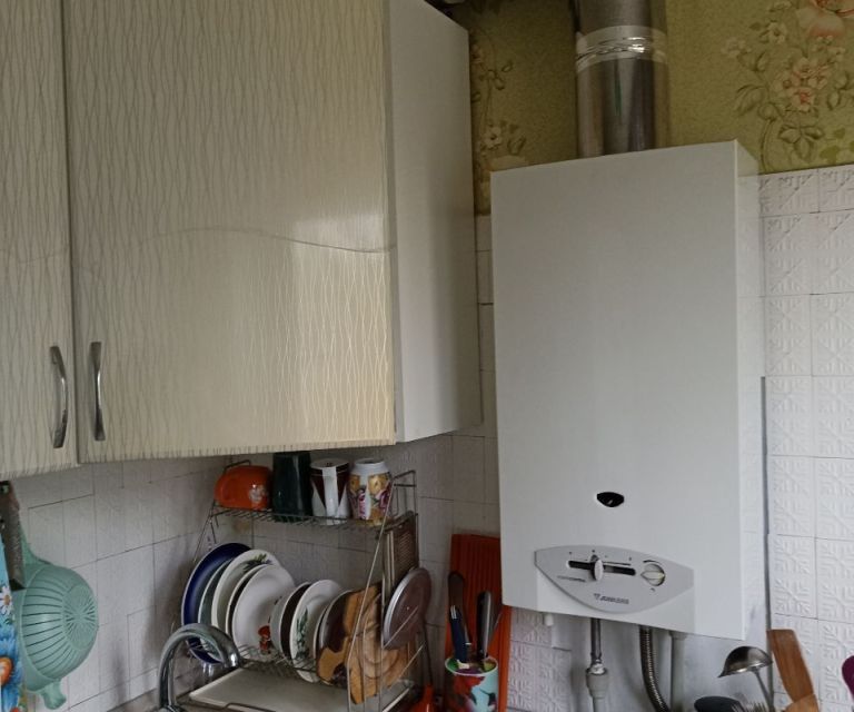 Продаётся 2-комнатная квартира, 42.7 м²