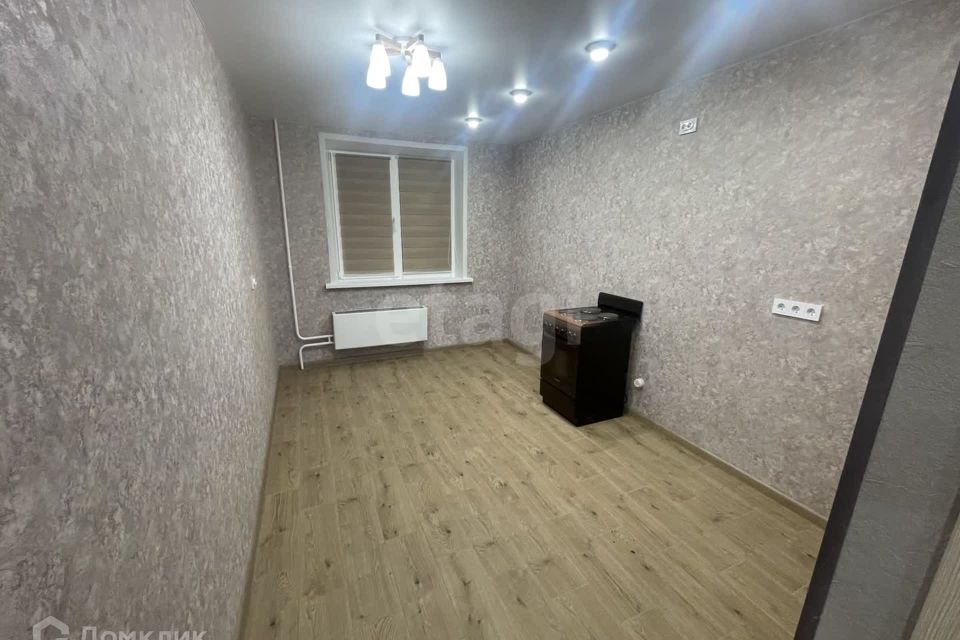 Продаётся 1-комнатная квартира, 38.3 м²