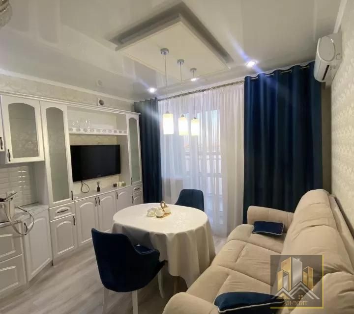 Сдаётся 1-комнатная квартира, 42 м²