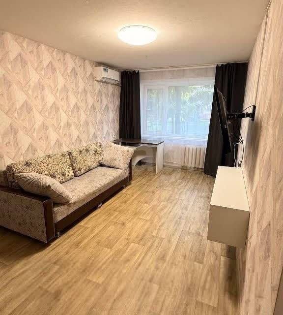 Сдаётся 2-комнатная квартира, 43 м²