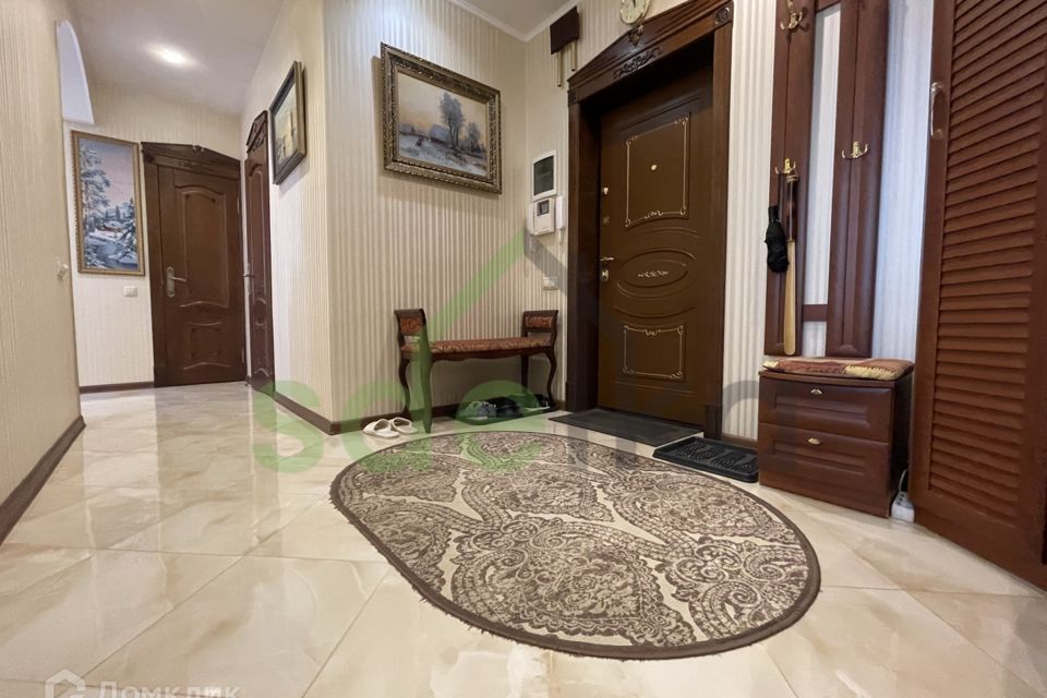 Продаётся 2-комнатная квартира, 74.1 м²