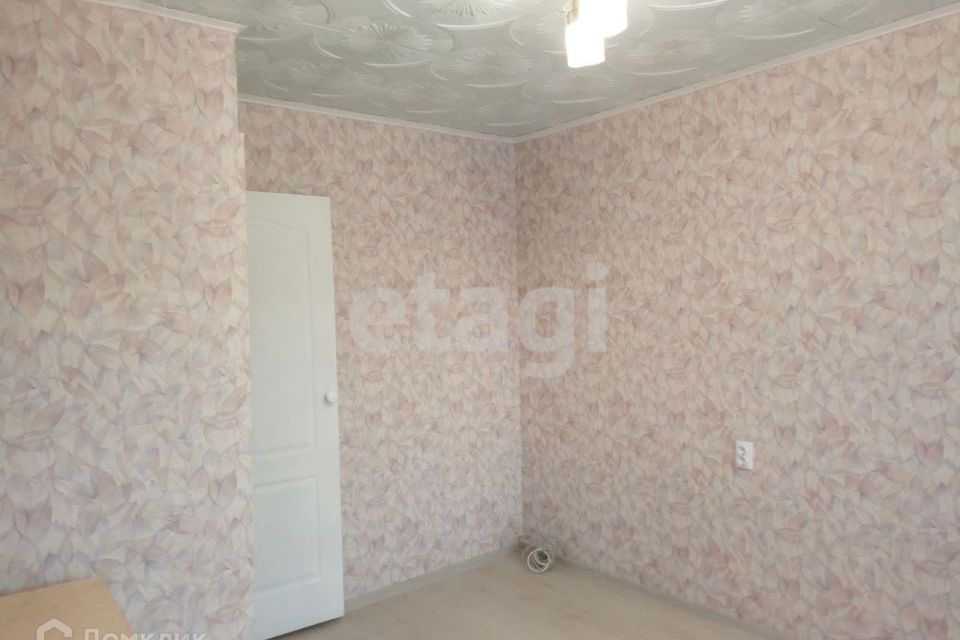 Продаётся комната в 1-комн. квартире, 18 м²