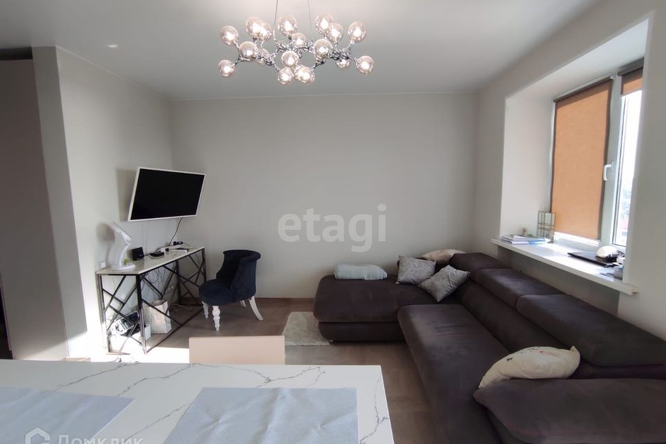Сдаётся 1-комнатная квартира, 55 м²