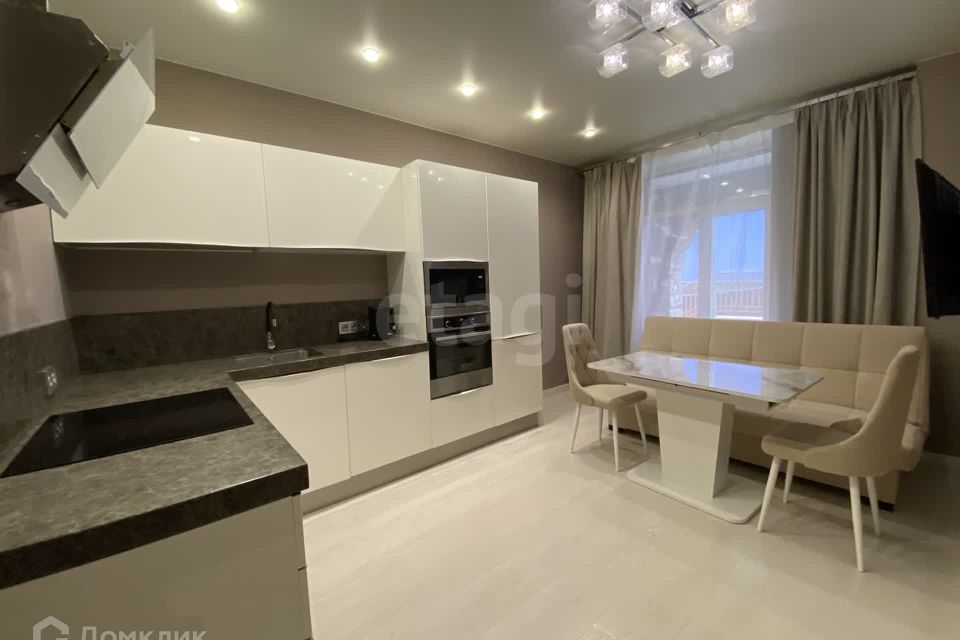 Продаётся 1-комнатная квартира, 46.4 м²