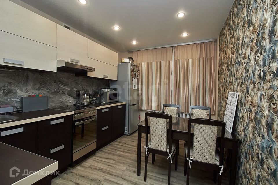 Продаётся 3-комнатная квартира, 64.5 м²