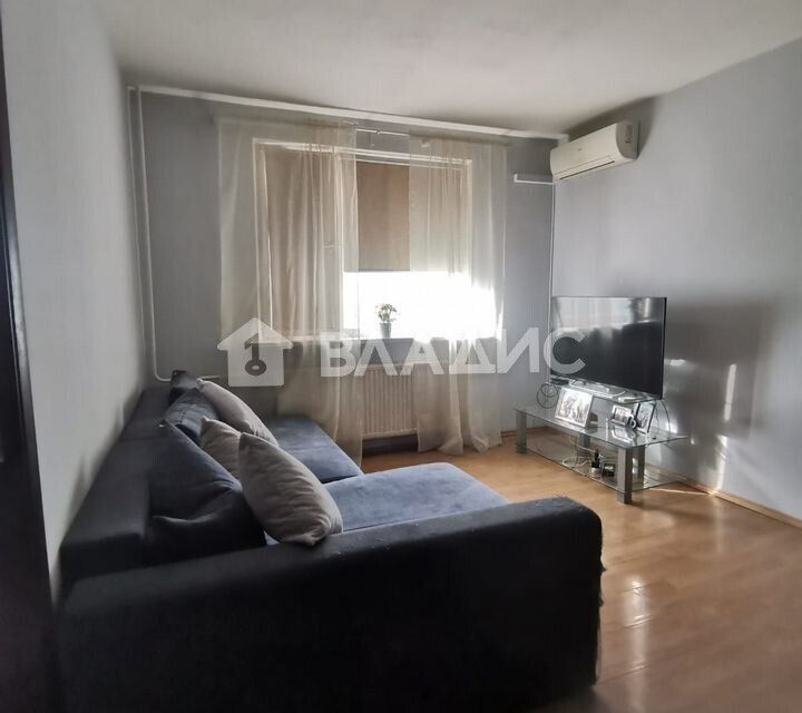 Продаётся 3-комнатная квартира, 77.2 м²