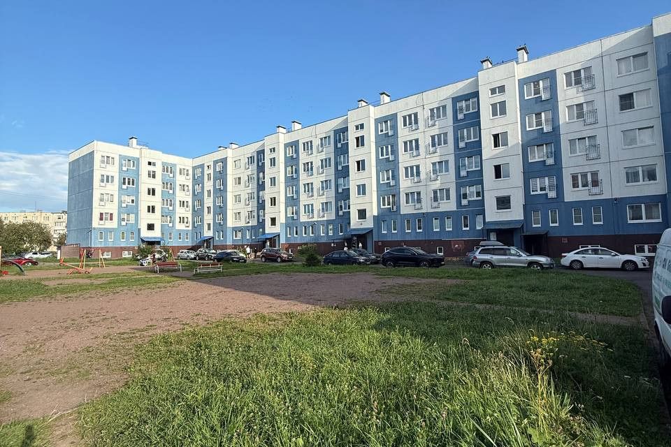 Продаётся 1-комнатная квартира, 42.4 м²
