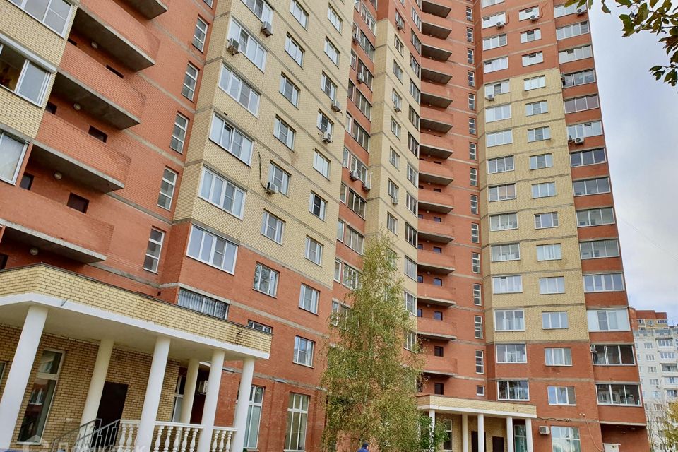 Продаётся 3-комнатная квартира, 104 м²