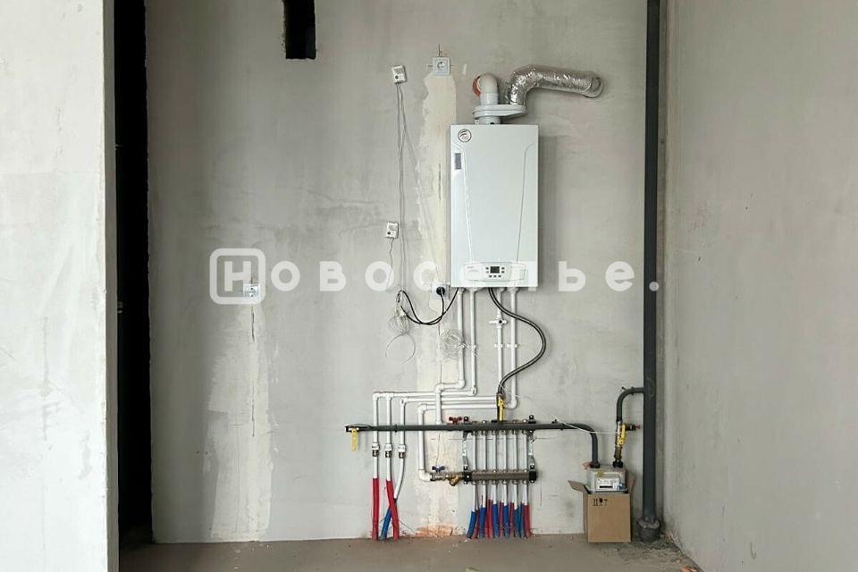 Продаётся 2-комнатная квартира, 79.6 м²