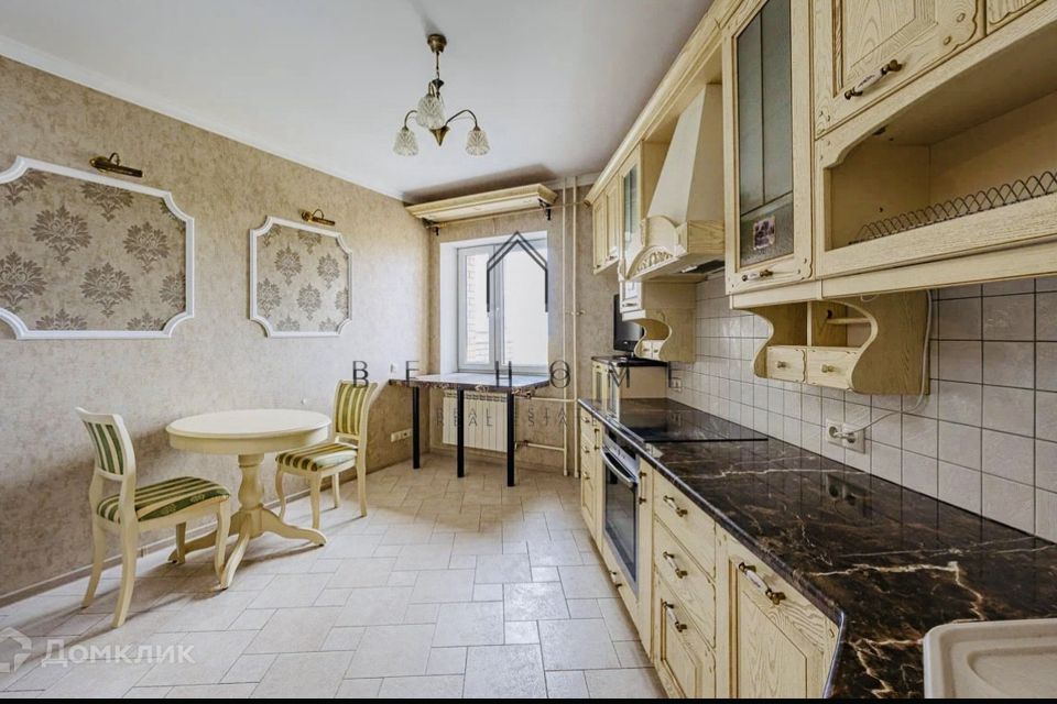 Продаётся 1-комнатная квартира, 44.7 м²