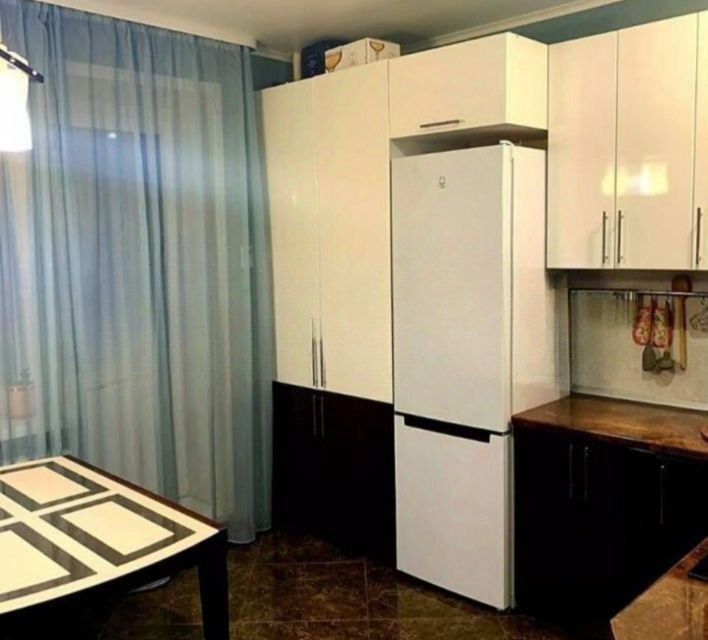 Сдаётся 1-комнатная квартира, 40 м²