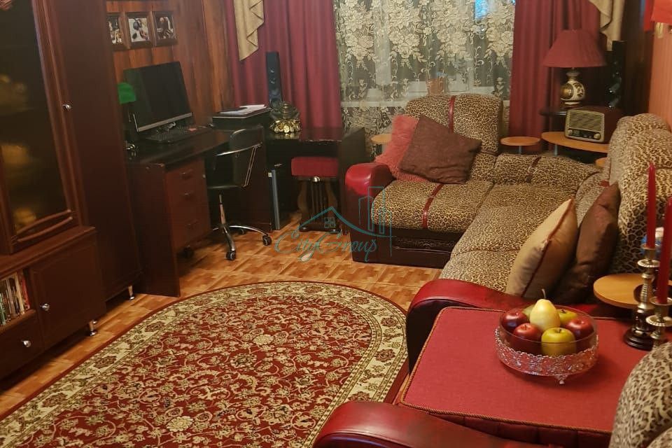 Продаётся 3-комнатная квартира, 62.2 м²
