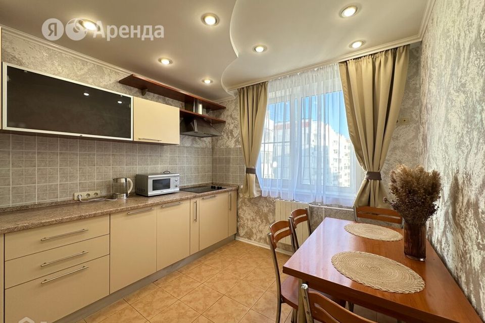 Сдаётся 2-комнатная квартира, 53 м²