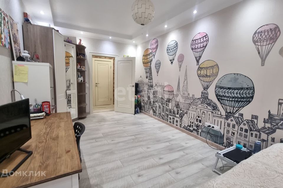 Продаётся 3-комнатная квартира, 82.8 м²