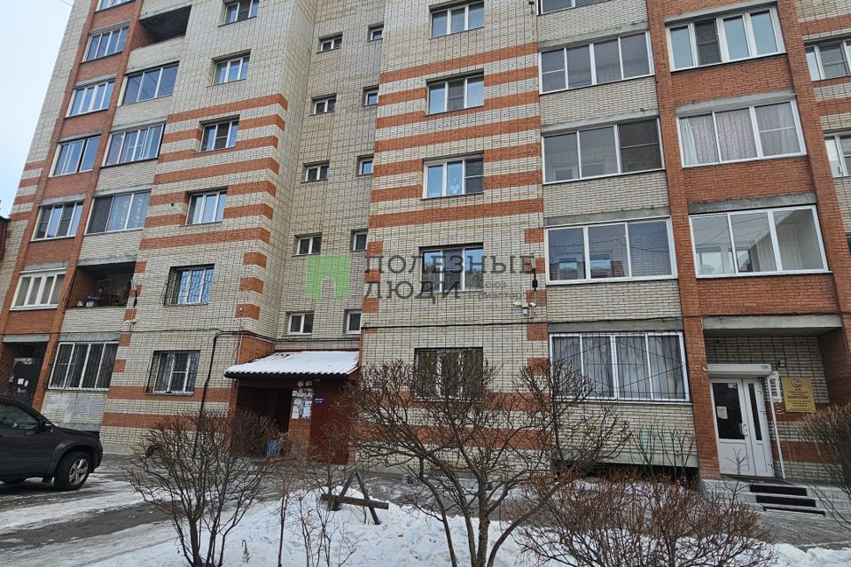 Продаётся 2-комнатная квартира, 61.8 м²