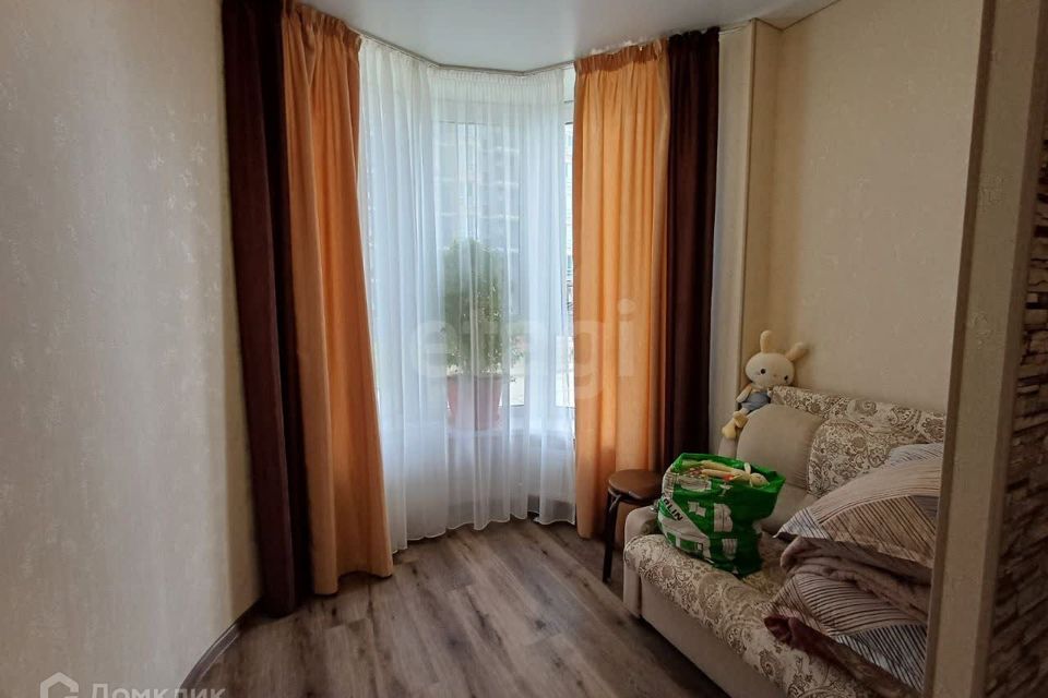 Продаётся 1-комнатная квартира, 57.2 м²