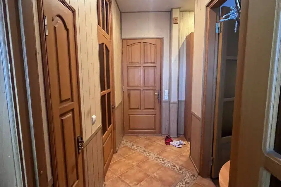 Продаётся 2-комнатная квартира, 60.8 м²