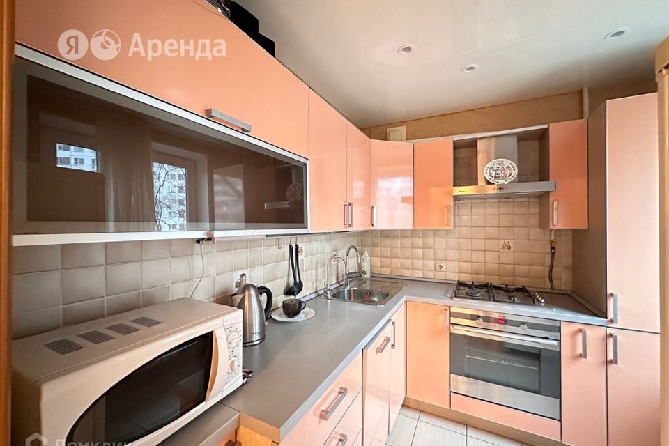 Сдаётся 3-комнатная квартира, 49 м²