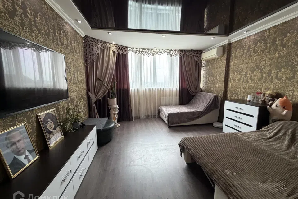 Продаётся 1-комнатная квартира, 54.8 м²
