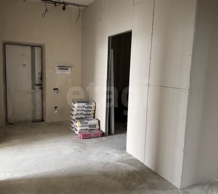 Продаётся 2-комнатная квартира, 106 м²