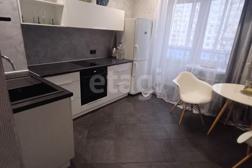 Продаётся 1-комнатная квартира, 45 м²