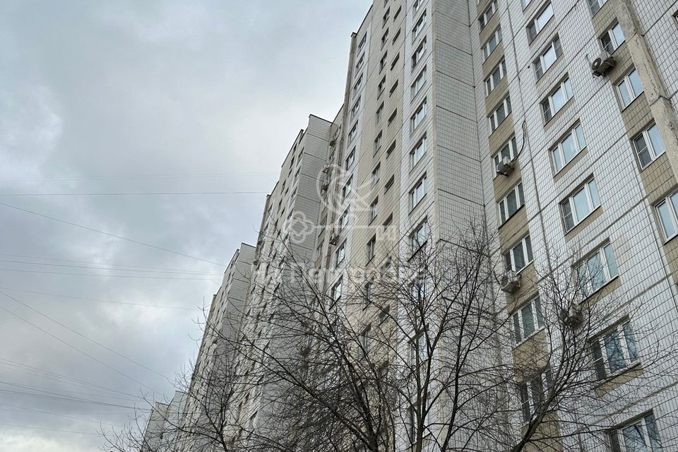 Продаётся 1-комнатная квартира, 37.6 м²