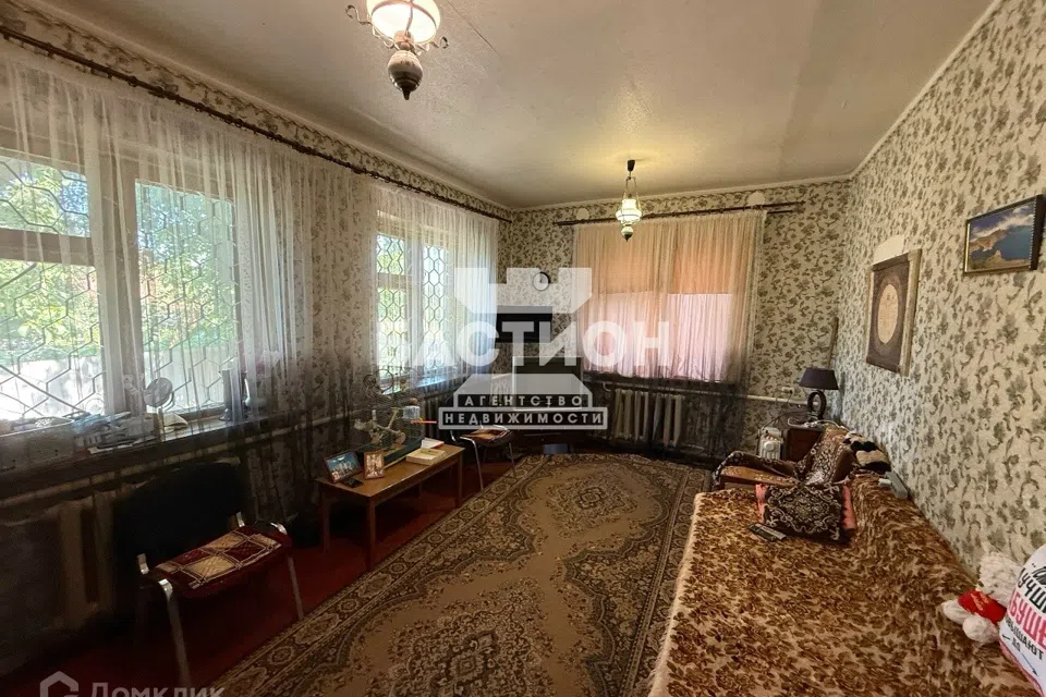 Продаётся 2-этажный дом, 225 м²