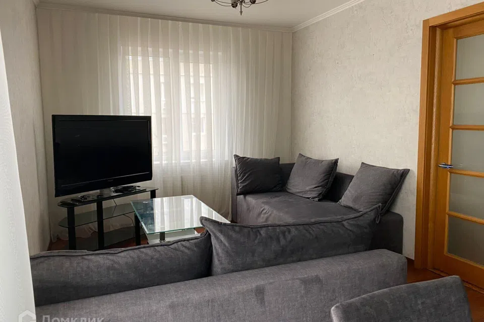 Продаётся 4-комнатная квартира, 79.7 м²