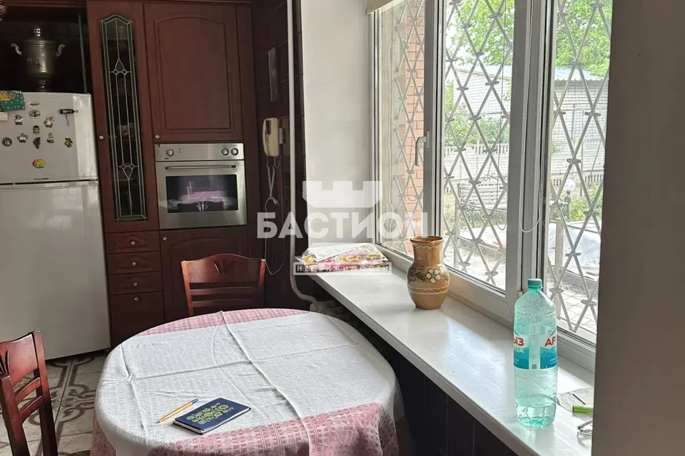 Продаётся 2-этажный дом, 268.8 м²