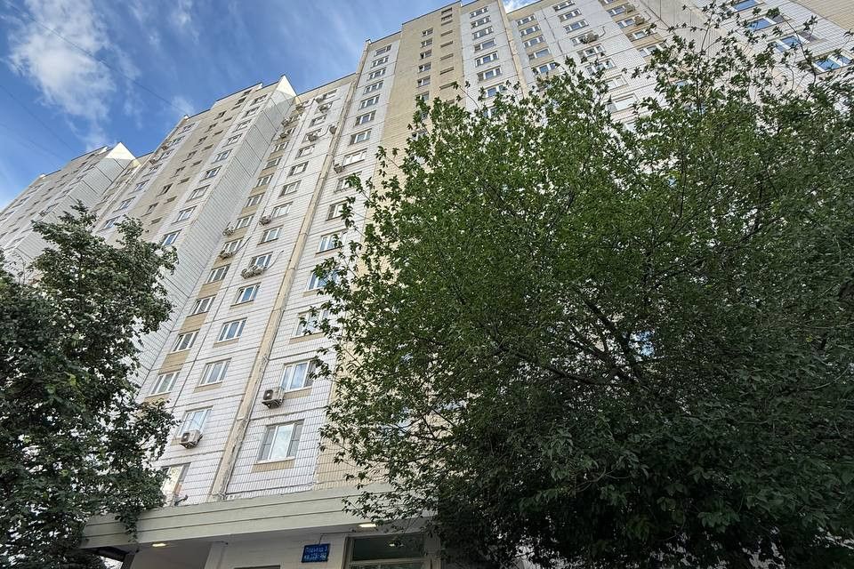 Продаётся 1-комнатная квартира, 37.6 м²
