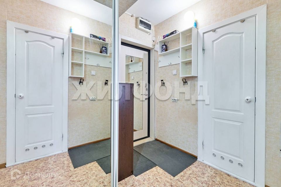 Продаётся 1-комнатная квартира, 42.3 м²
