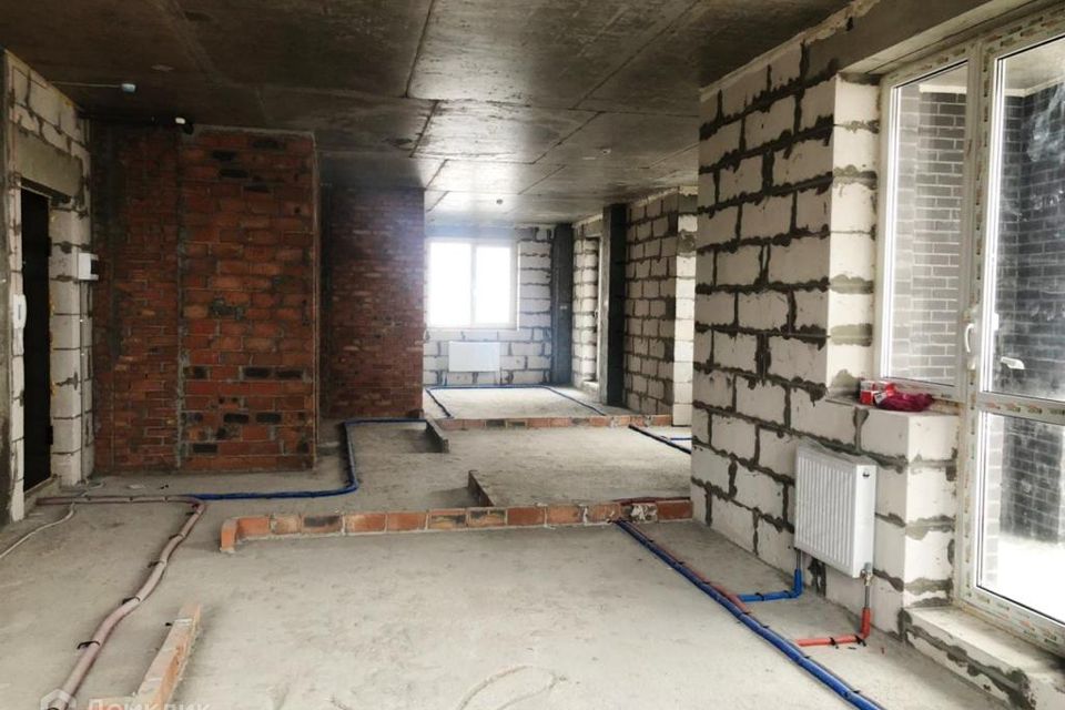 Продаётся 3-комнатная квартира, 90 м²
