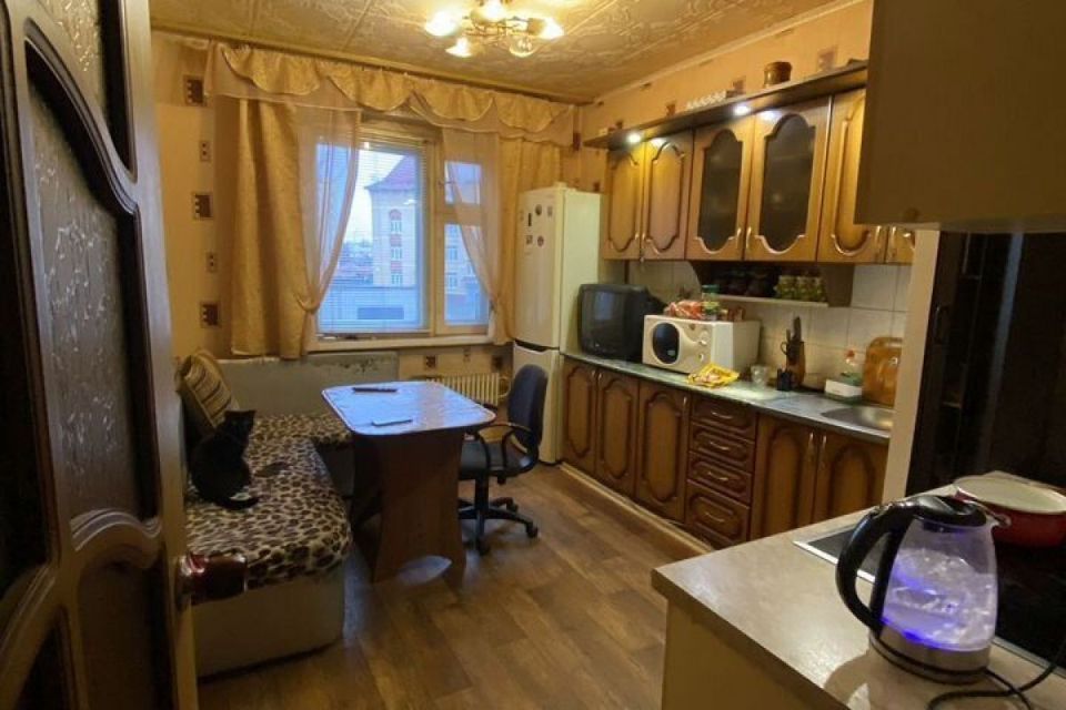 Продаётся 3-комнатная квартира, 64 м²