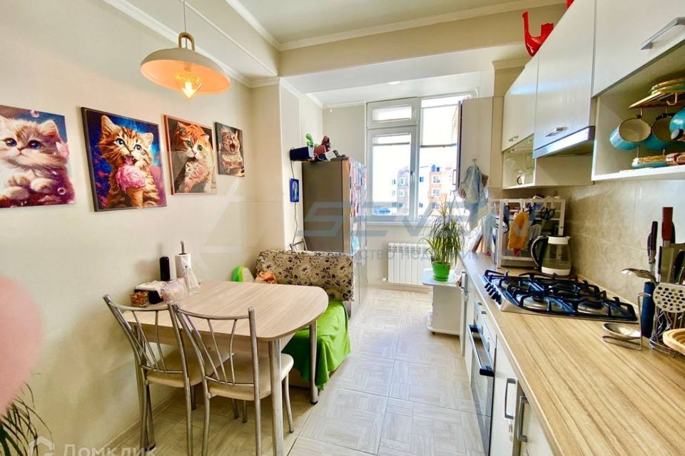 Продаётся 1-комнатная квартира, 43 м²