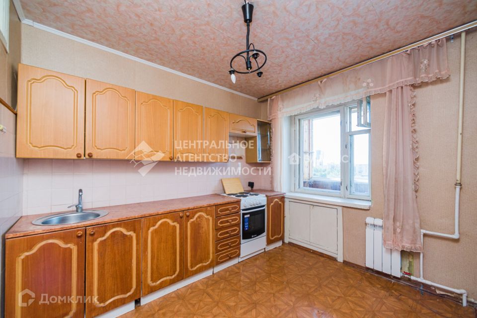 Продаётся 1-комнатная квартира, 37.8 м²