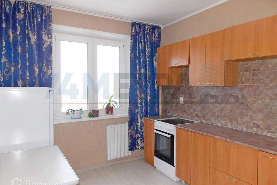 Сдаётся 1-комнатная квартира, 40 м²