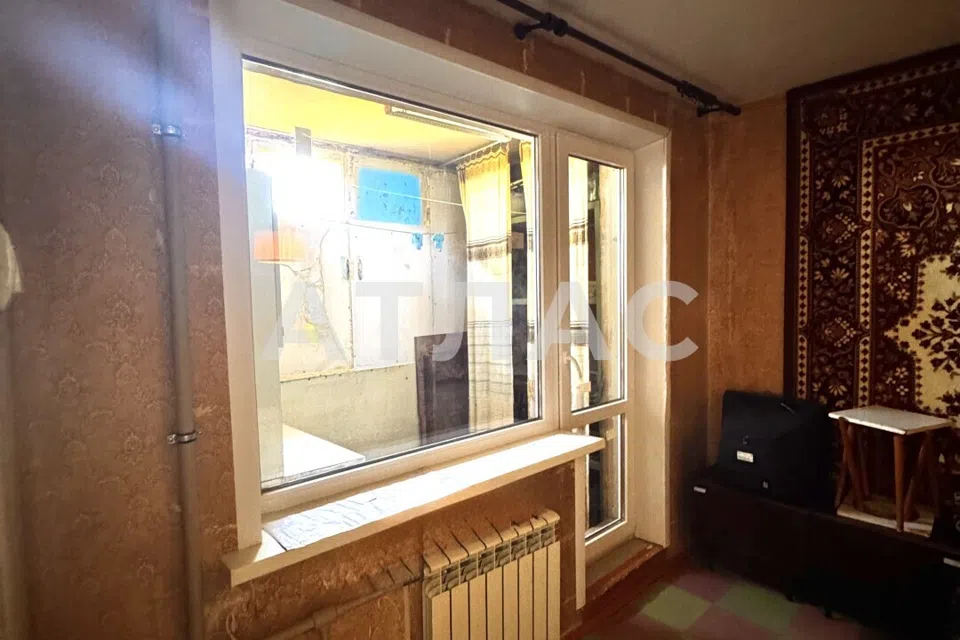 Продаётся 2-комнатная квартира, 55.6 м²