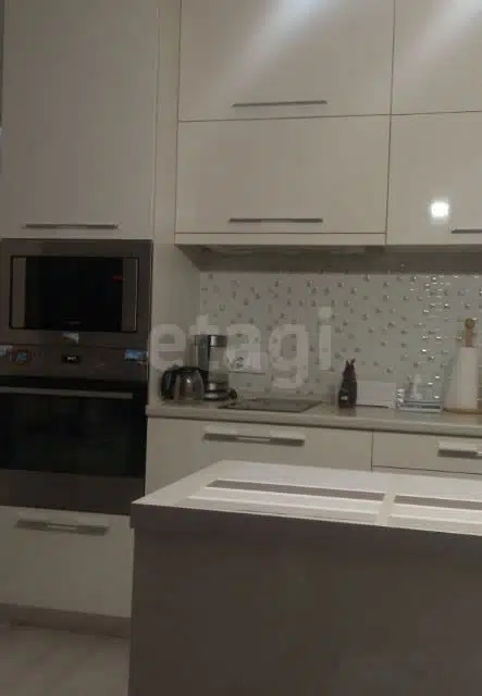 Продаётся 2-комнатная квартира, 44.6 м²