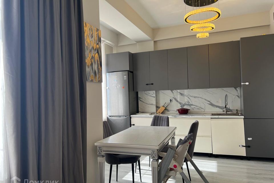 Продаётся 3-комнатная квартира, 70 м²
