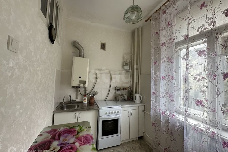Продаётся 2-комнатная квартира, 37.4 м²