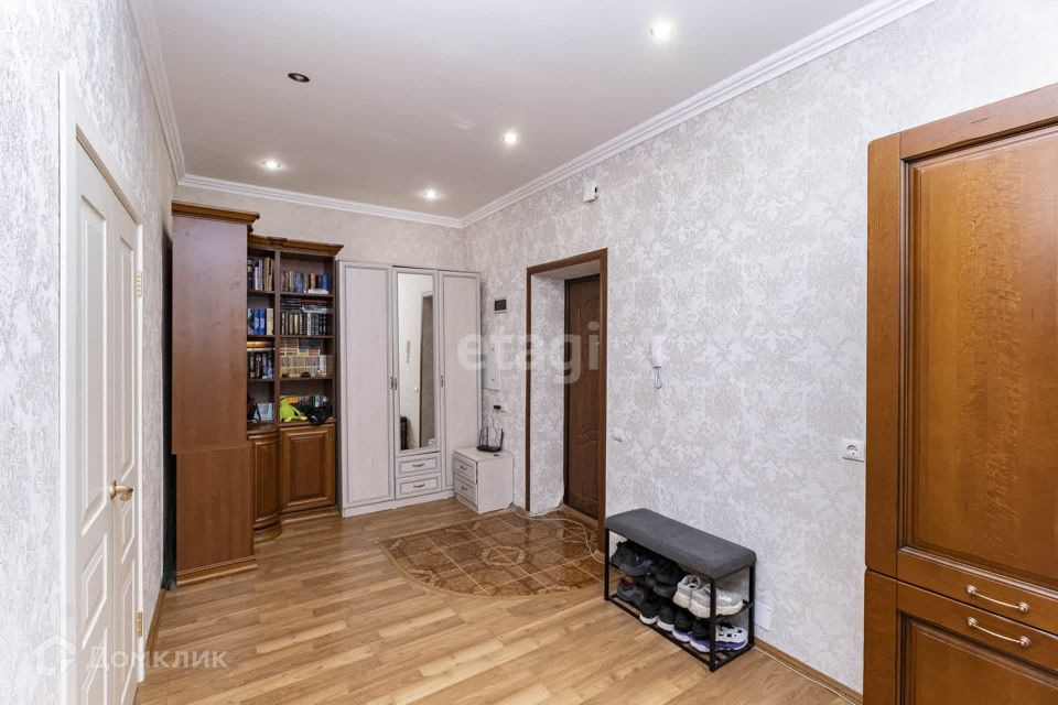 Продаётся 1-комнатная квартира, 54.5 м²
