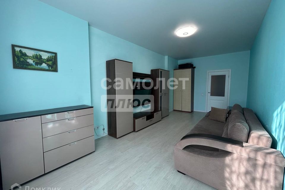 Продаётся 2-комнатная квартира, 69.5 м²