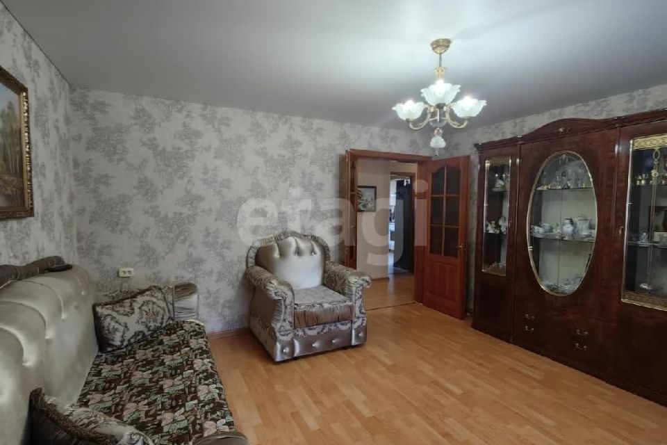 Продаётся 5-комнатная квартира, 105.2 м²