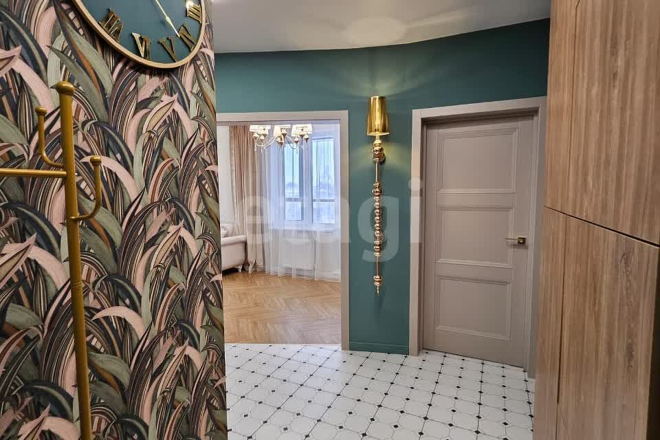 Продаётся 1-комнатная квартира, 51.5 м²