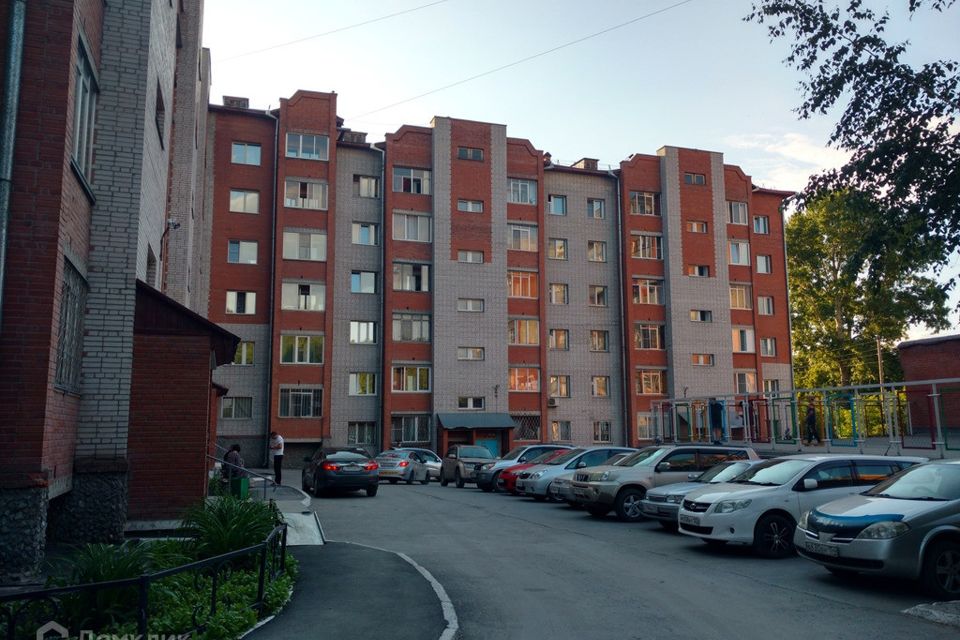 Сдаётся 2-комнатная квартира, 71.9 м²