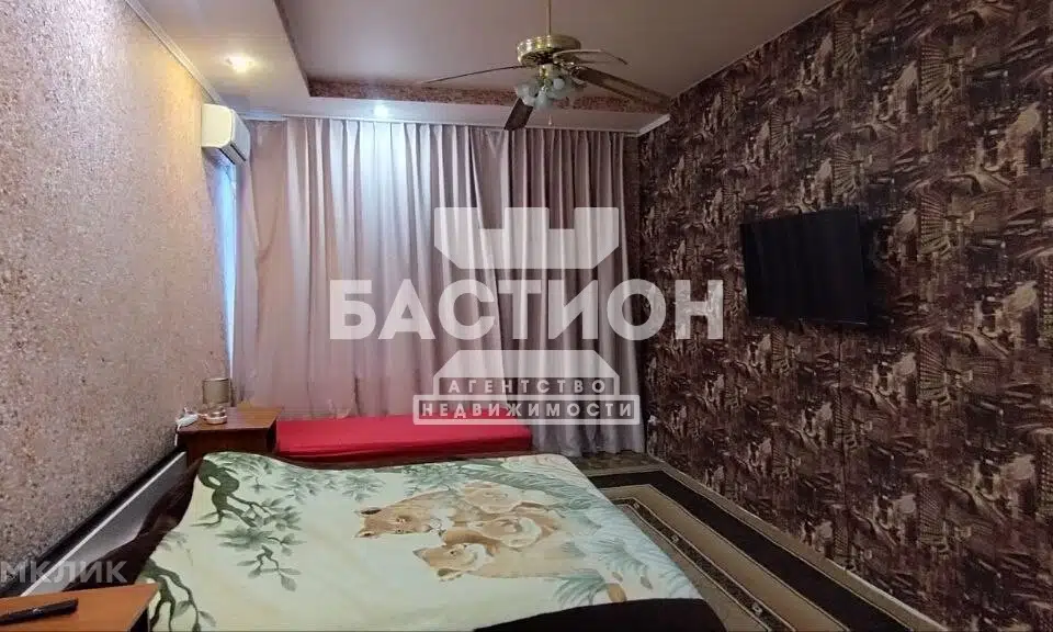 Продаётся 4-комнатная квартира, 90 м²