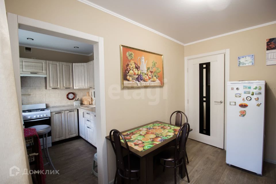 Продаётся 3-комнатная квартира, 59.4 м²