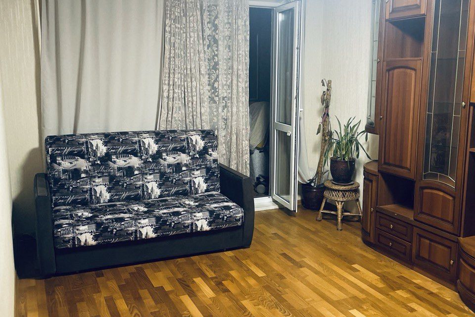 Сдаётся 2-комнатная квартира, 58.3 м²