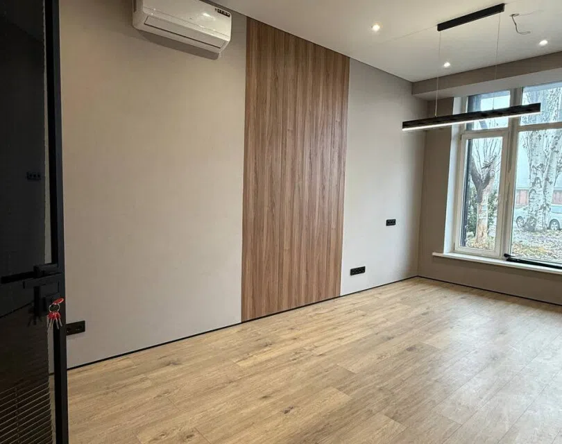 Сдаётся офис, 187 м²