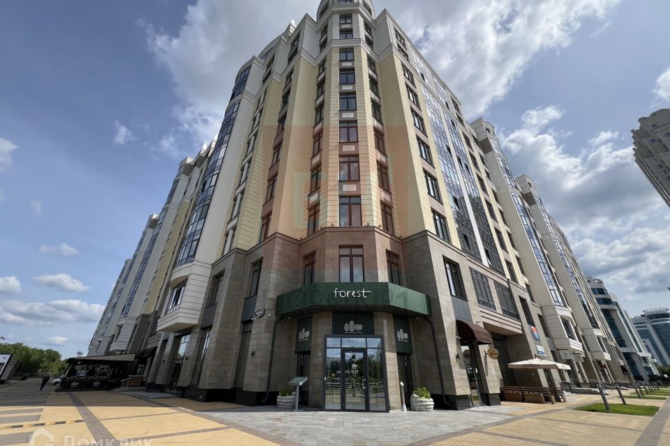 Продаётся 6-комнатная квартира, 277.8 м²